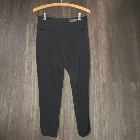 REI Women’s Black Hiking Pants Size 6 | 29x30.5 - Picture 2 of 3